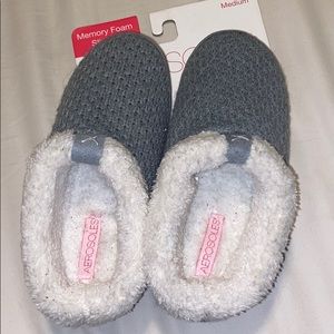 Home slippers